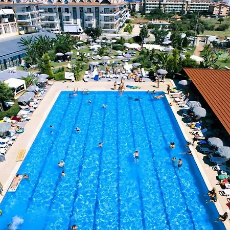 Pineta Club Ξενοδοχείο 3*