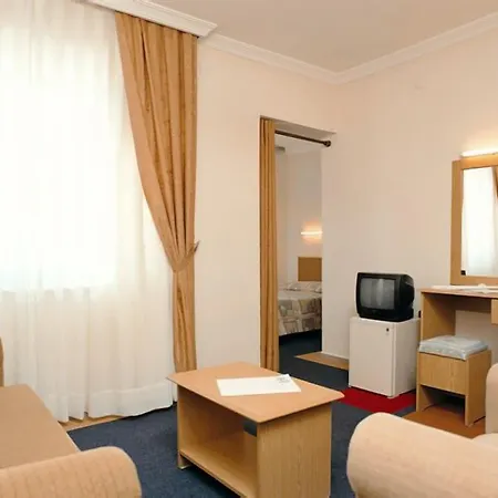 Hotel Pineta Club Armutalan