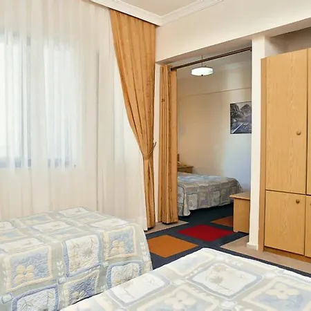 Pineta Club Hotel 3*