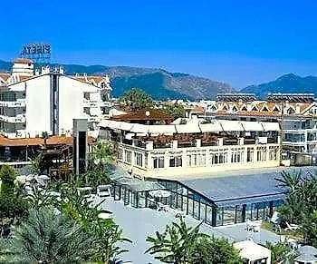 Pineta Club Ξενοδοχείο