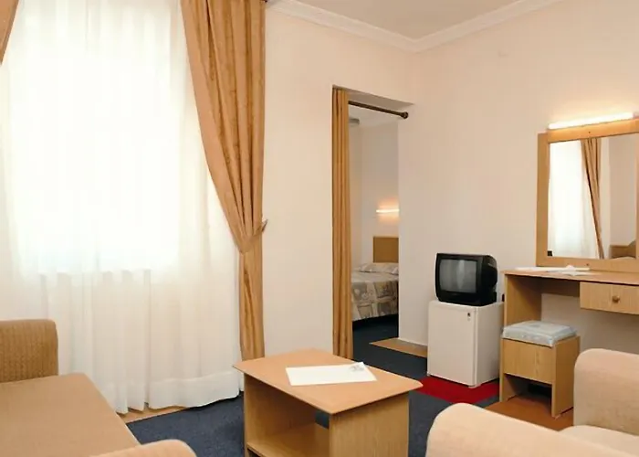 Hotel Pineta Club Armutalan